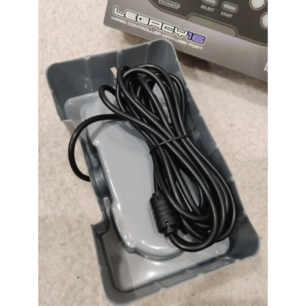 Retro-Bit Legacy 16 Wired USB Controller for Switch,‎ PC, MacOS, RetroPie Black